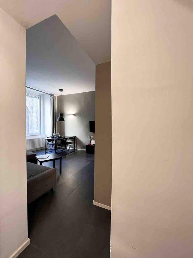 Pizzofalcone27 Apartment